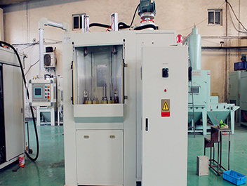 轉向軸濕式噴砂機